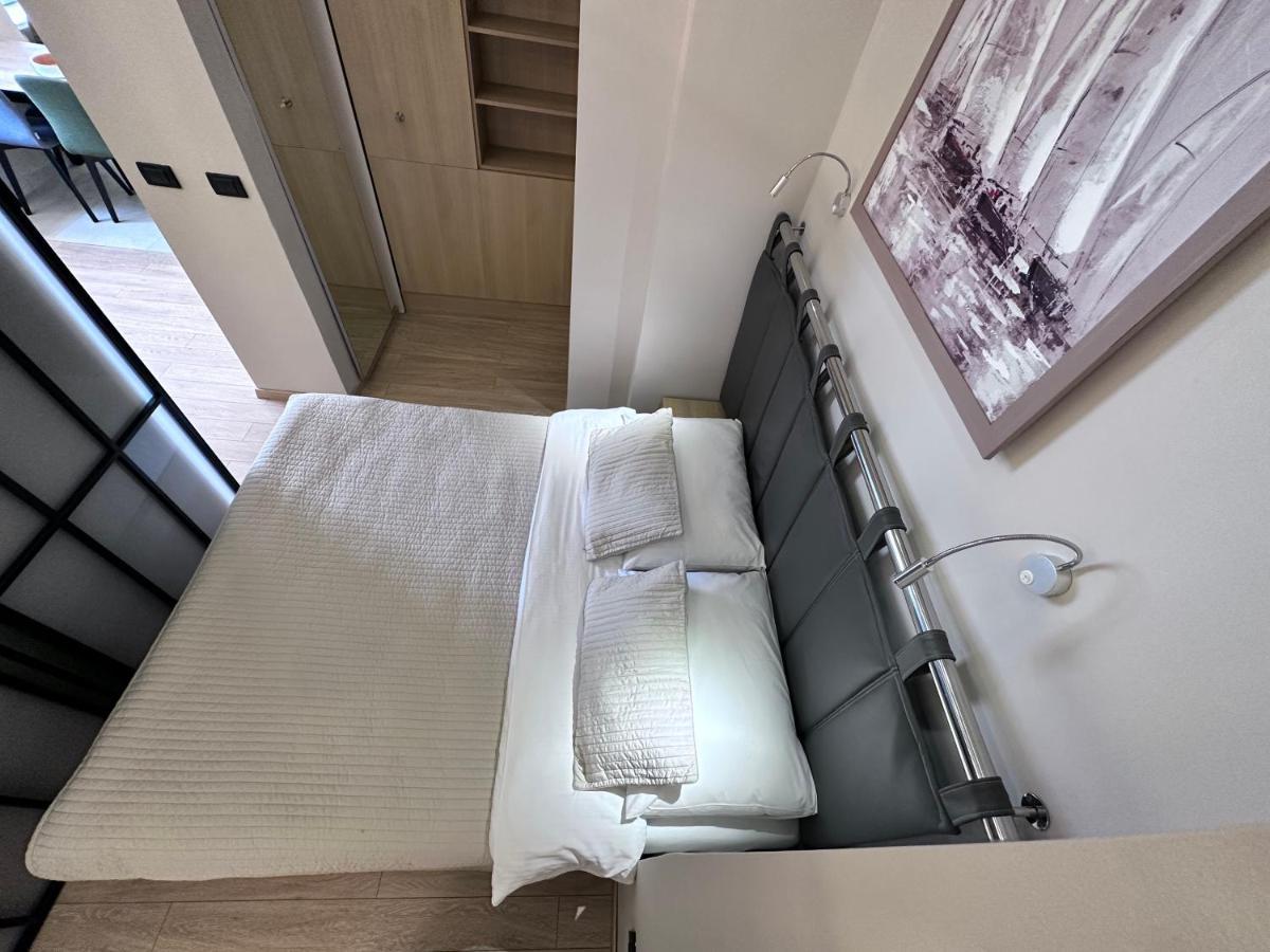 Broz Apartment เบลเกรด ภายนอก รูปภาพ
